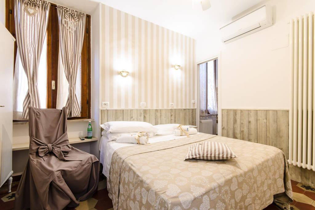 B&B Del Castello San Benedetto del Tronto Rom bilde