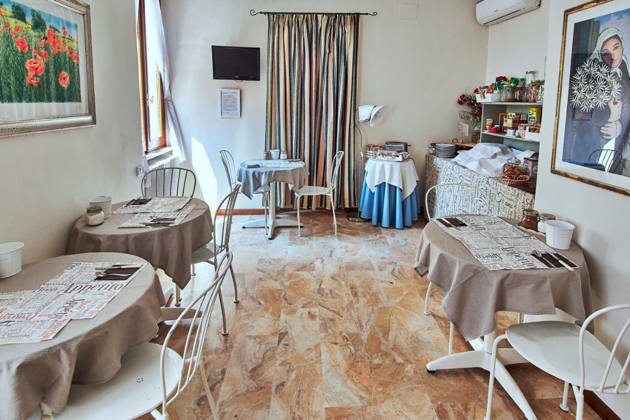 B&B Del Castello San Benedetto del Tronto Eksteriør bilde